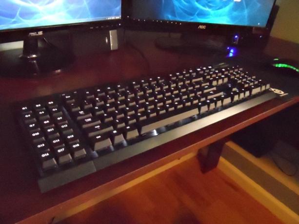 αναθεώρηση πληκτρολογίου corsair vengeance k95