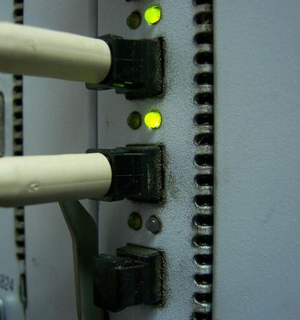 Πώς λειτουργεί το Enterprise Internet Connections ethernet