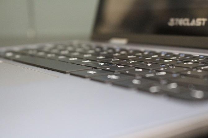 Πληκτρολόγιο Teclast F5 από κοντά