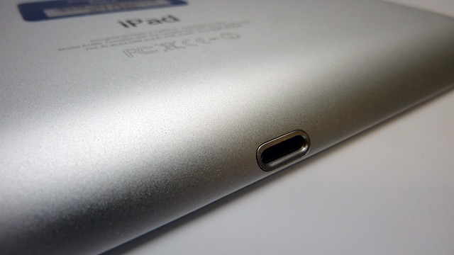 πώληση-ipad-back-lightning-port