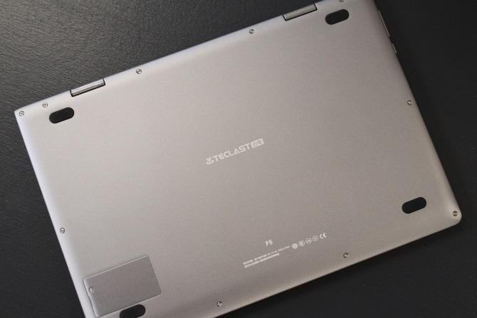 Teclast F5 Φωτογραφία της κάτω πλευράς