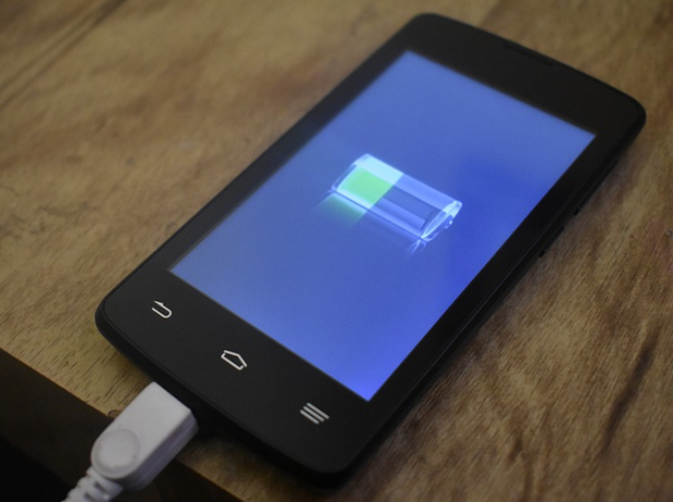 Φόρτιση μπαταρίας τηλεφώνου Android