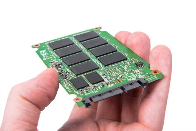στερεά-state-drive-internals