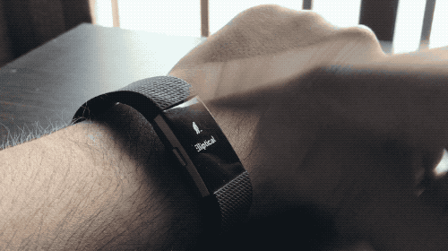 Φόρτιση Fitbit 2 Πατώντας