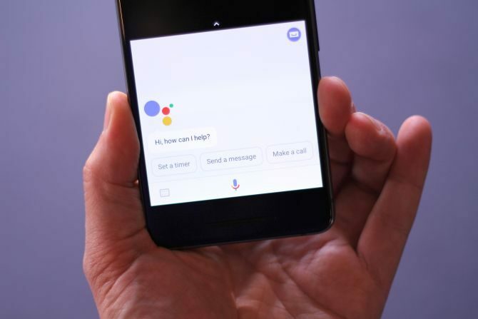 Αναθεώρηση Google Pixel 2: Είναι το καλύτερο smartphone ποτέ; βοηθός google ενεργό άκρο google pixel 2 670x447