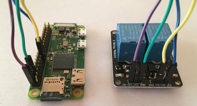 Το Raspberry Pi Zero W συνδέεται σε μια πλακέτα ρελέ