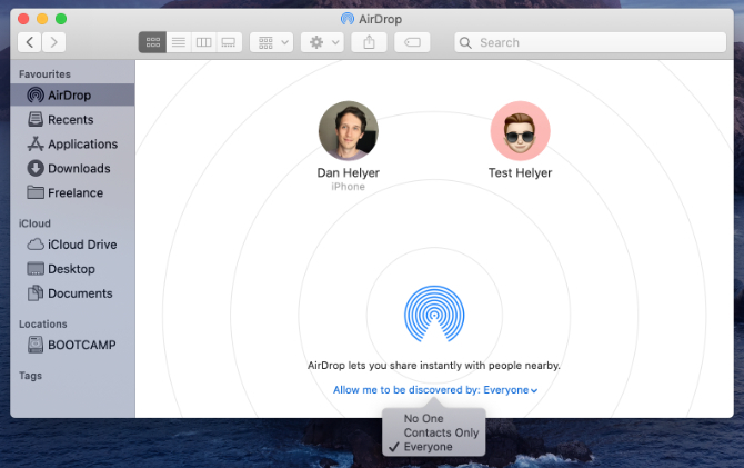 AirDrop στο Finder σε Mac με επιλογή ορατότητας σε όλους