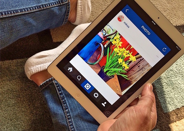 πώληση-ipad-holding-instagram