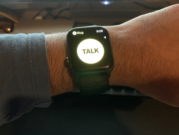 Apple Watch Series 4: Ο αδιαμφισβήτητος βασιλιάς των Smartwatches walkie talkie 670